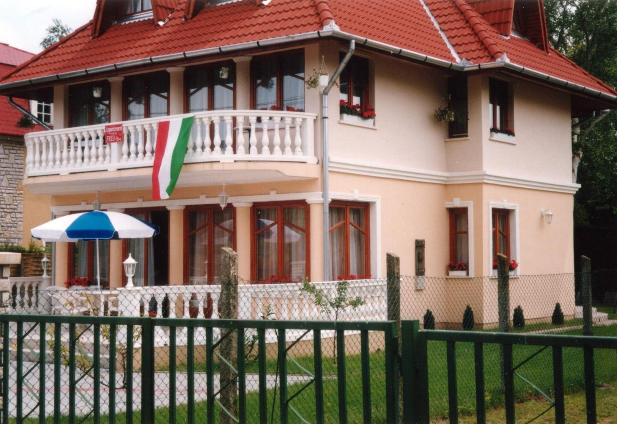 זמראדי Dessewffy Guesthouse מראה חיצוני תמונה