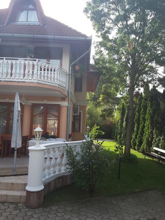 זמראדי Dessewffy Guesthouse מראה חיצוני תמונה